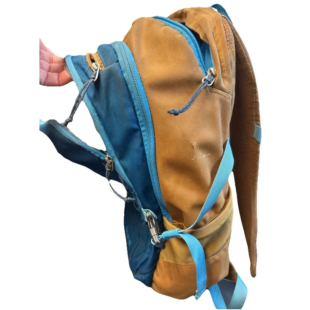 Patagonia Refugio 28L Backpack Blue Outdoor Trail Hiking Travel Daypack Laptop